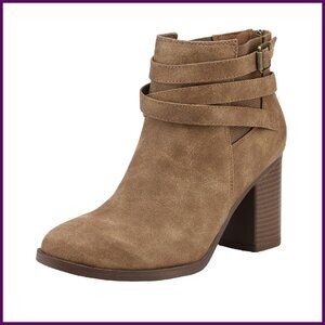 Women's Chunky Heel Ankle Boots Size 8.5 Faux Suede Timeless Design